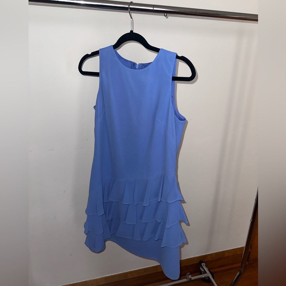 Vince Camuto, Elegant Blue Sleeveless Dress